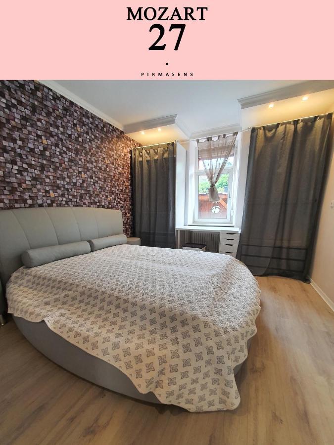 Mozart27 - Ferienwohnung Pirmasens Extérieur photo